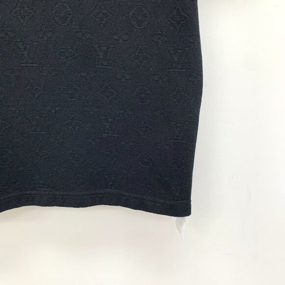 CM0359 Louis Vuitton Black Monogram Embossed Short Sleeve T-Shirt - Picture 4 of 8